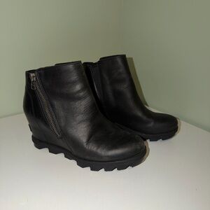 Sorel Joan Of Arctic Wedge Zip Bootie - Women’s Size 8